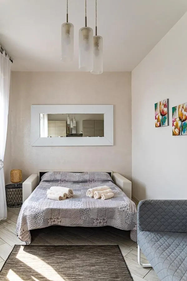 דירה מנרבה דל גארדה Minerva Holiday Home איטליה