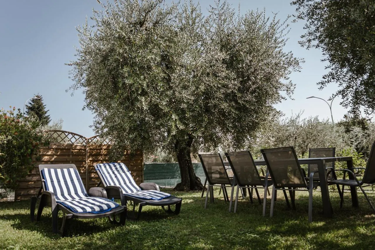מנרבה דל גארדה Minerva Holiday Home דירה מנרבה דל גארדה