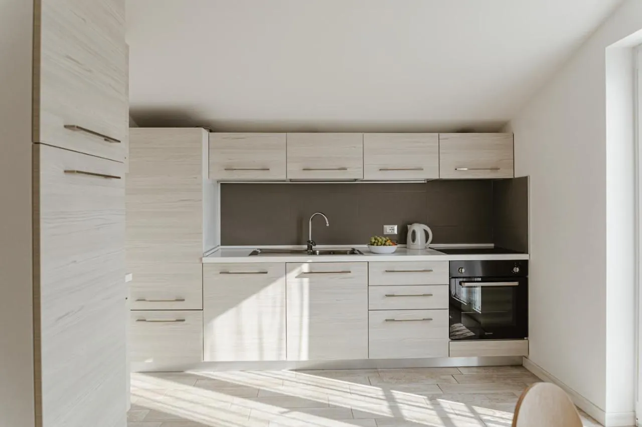 מנרבה דל גארדה Minerva Holiday Home